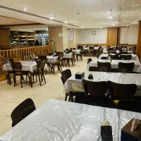 رزرو بهترین نرخ هتل‌های مشهد مقدس|اجارهٔ کوتاه‌مدت آپارتمان و سوئیت|مشهد, آیت الله خامنه‌ای|دیوار