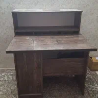 میز تحریر با قفسه کتاب