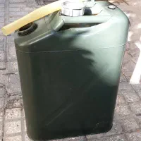 گالن بیست لیتری فلزی|ظروف نگهدارنده، پلاستیکی، یک‌بارمصرف|بجنورد, |دیوار