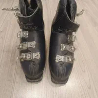 یک جفت کفش اسکی