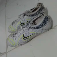 کفش استوک فوتبالی
