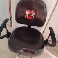 صندلی چرخشی سالم در حد خیلی نو