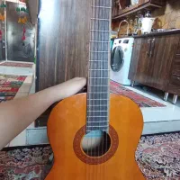 گیتار یاماها c40