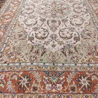 زمینه فیروزه آیی ابریشم|فرش|تهران, فرمانیه|دیوار