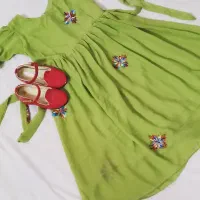 خیاطی بچگانه وزنانه|لباس|بستک, |دیوار