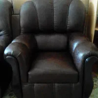 مبل راحتی بسیار محکم