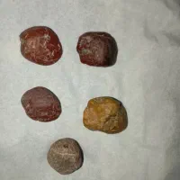 سنگ و مهره قدیمی|کلکسیون اشیاء عتیقه|دهدشت, |دیوار