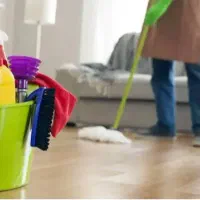 نظافتچی خانم