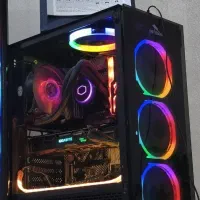 کیس گیمینگ حرفه‌ای با مادربوردZ590 و نورپردازی RGB|رایانه رومیزی|اراک, |دیوار