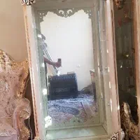 بوفه سلطنتی تک ویترین کاملاً نو کرم طلایی