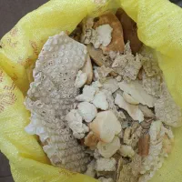 فروش نون خشک