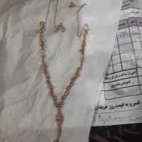 طلای هجده عیار تو گردنی زیبا فروش فوری باسه درصد