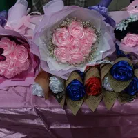 گل های روبانی