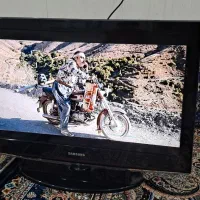 ال سی دی سامسونگ ۳۲ اینج تمیز