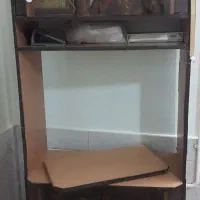 سلام میز تلویزیون چرخشی ویترین دار کارکرده ومحکم|میز تلویزیون|اصفهان, ارداجی|دیوار
