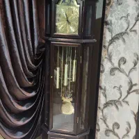 ساعت ایستاده