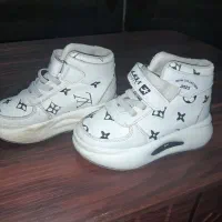 فروش ۲جفت کتونی بچگانه|کیف، کفش، کمربند|اندیشه, اندیشه فاز ۱|دیوار