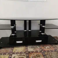 میز تلویزیون شیشه ای