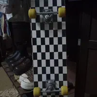 اسکیت برد شطرنجی