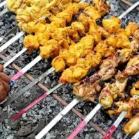 استخدام کباب زن و فلافل زن