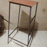 چهارپایه فلزی