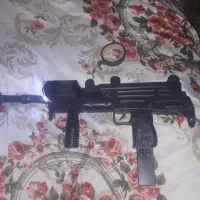 تفنگ یوزی پلاستیکی