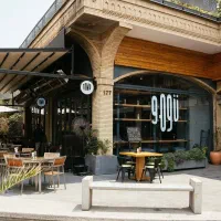 راننده با نیسان یخچال دار