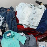 یک گونی لباس بچگانه