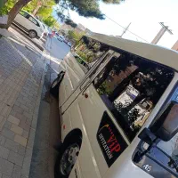 سرویس دربستی مینیبوس ایسوزو VIP