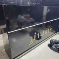 میز پیشخوان و دکور