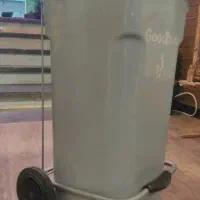 سطل زباله ۱۲۰ لیتری چرخ دار