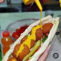 استخدام نیرو ساندویچی