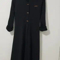 مانتو بلند مشکی.