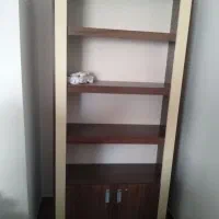 کتابخانه ایستاده ام دی اف