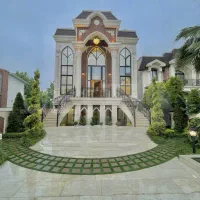 عمارت نما رومی 650متری استخر دار دل جنگل