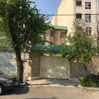 افتخاریان-کلنگی-300-متر-قابل-سکونت