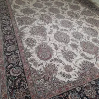 یک عدد فرش ۱۲ متری ۷۰۰شانه طرح افشان