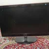 مانیتور ۳۲ اینچ