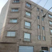 اپارتمان طبقه اول فول کامل مفید۱۱۵متر