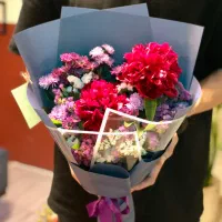 گیفت گل خاص دسته گل پینترسی پیونی