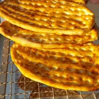 به یه نفر خمیرگیر برای نانوایی تافتون آزاد پز