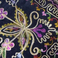 درود رشتی دوزی قدیمی سلامت بکر قدمت دار|کلکسیون اشیاء عتیقه|رشت, پل تالشان|دیوار