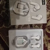 یک عدد ایرپاد صفحه نمایش دیجیتال نو