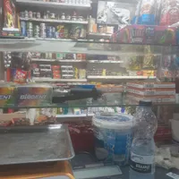 فروشنده سوپر مارکت