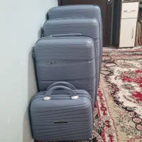 چمدان مسافرتی ۴تکه|کیف، کفش، کمربند|اصفهان, رزمندگان|دیوار