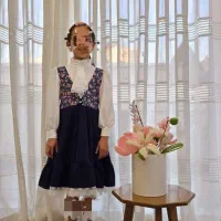 لباس دخترونه|لباس|شیراز, باغ تخت|دیوار