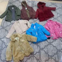 کاپشن|کفش و لباس بچه|قائن, |دیوار