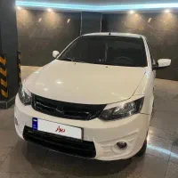 ساینا سفید ۹۷