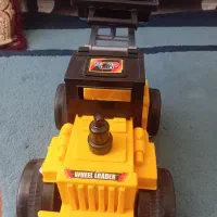 اسباب بازی ،لودر بزرگ در حد نو نو|اسباب‌‌بازی|اهواز, پادادشهر|دیوار