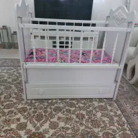 تخت کنار مادر همراه با تشک|تخت و سرویس خواب|لاهیجان, لاشیدان|دیوار